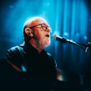 Best New Zealand Folk Singers: Voices That Define the Kiwi Folk Sound